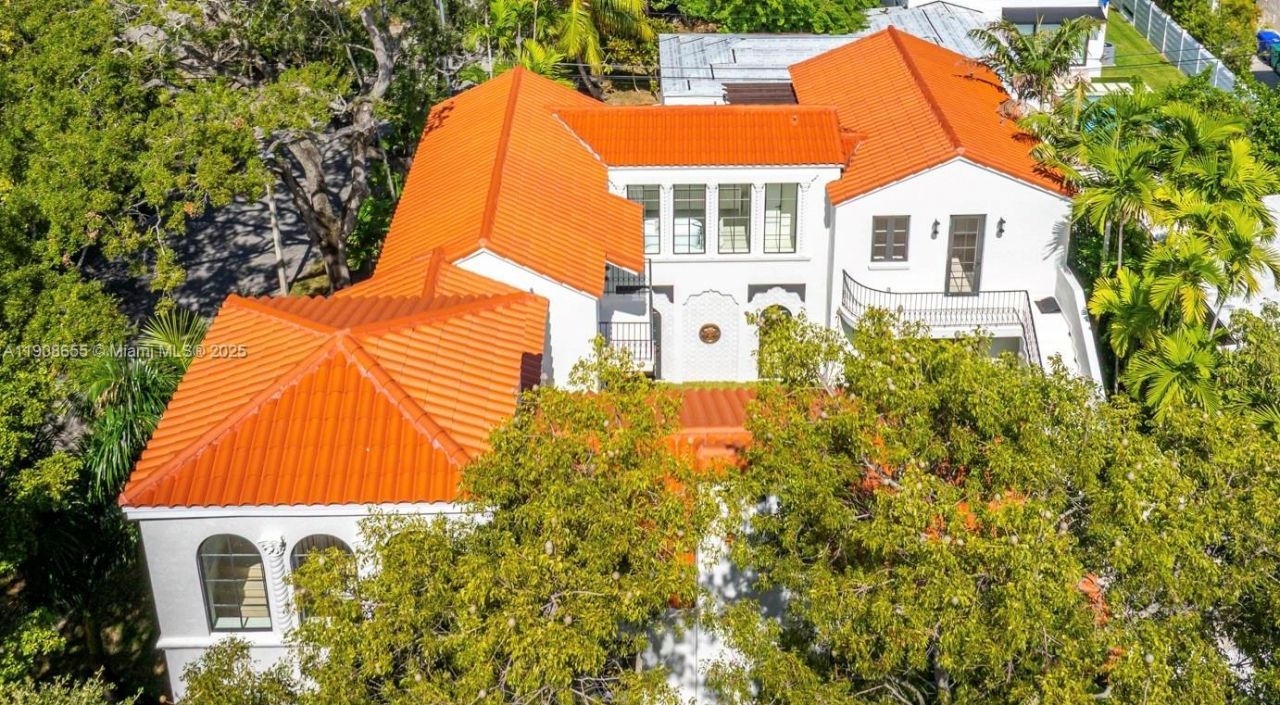 601 NE 56th St, Miami, FL 33137 Photo