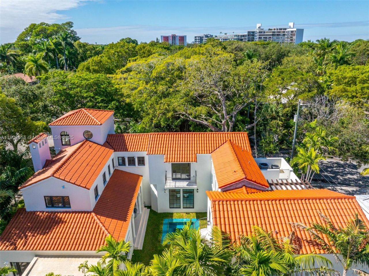 601 NE 56th St, Miami, FL 33137 Photo