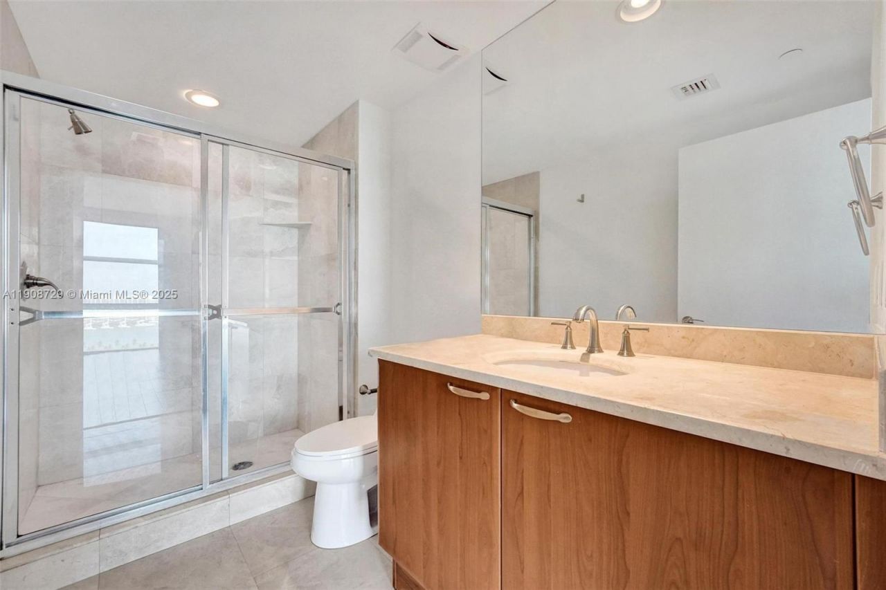 3301 NE 183rd St, Unit 2007, Aventura, FL 33160 Photo