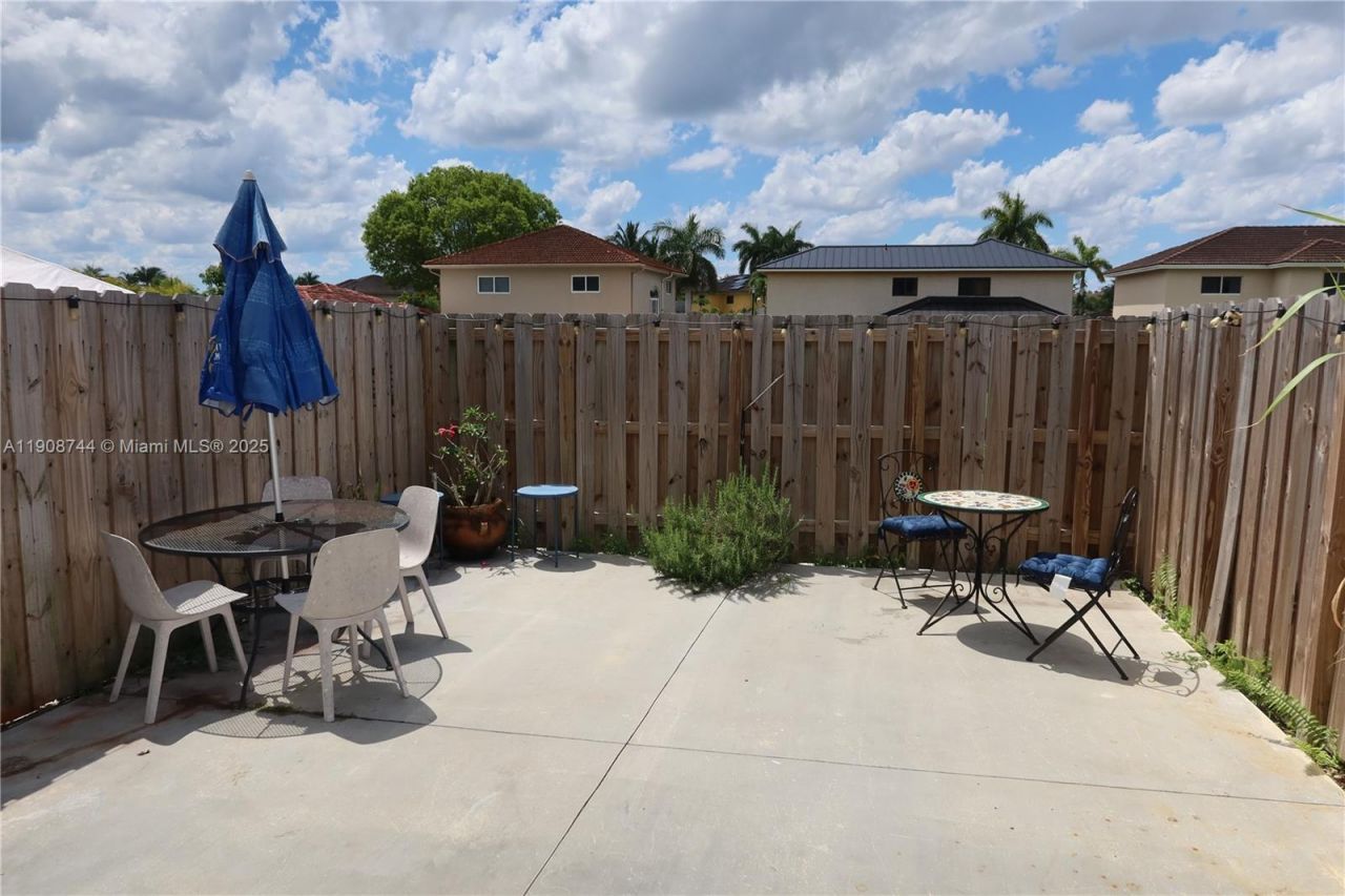 18240 SW 148th Rd, Unit 18240, Miami, FL 33187 Photo