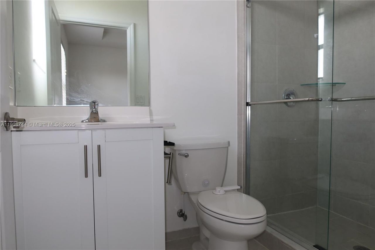 18240 SW 148th Rd, Unit 18240, Miami, FL 33187 Photo