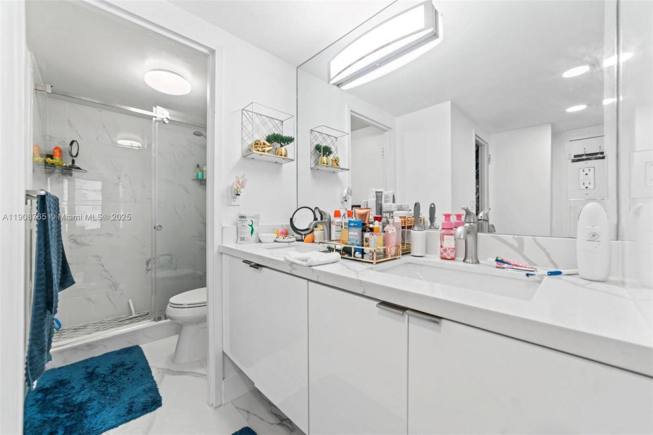 3725 S Ocean Dr, Unit 716, Hollywood, FL 33019 Photo