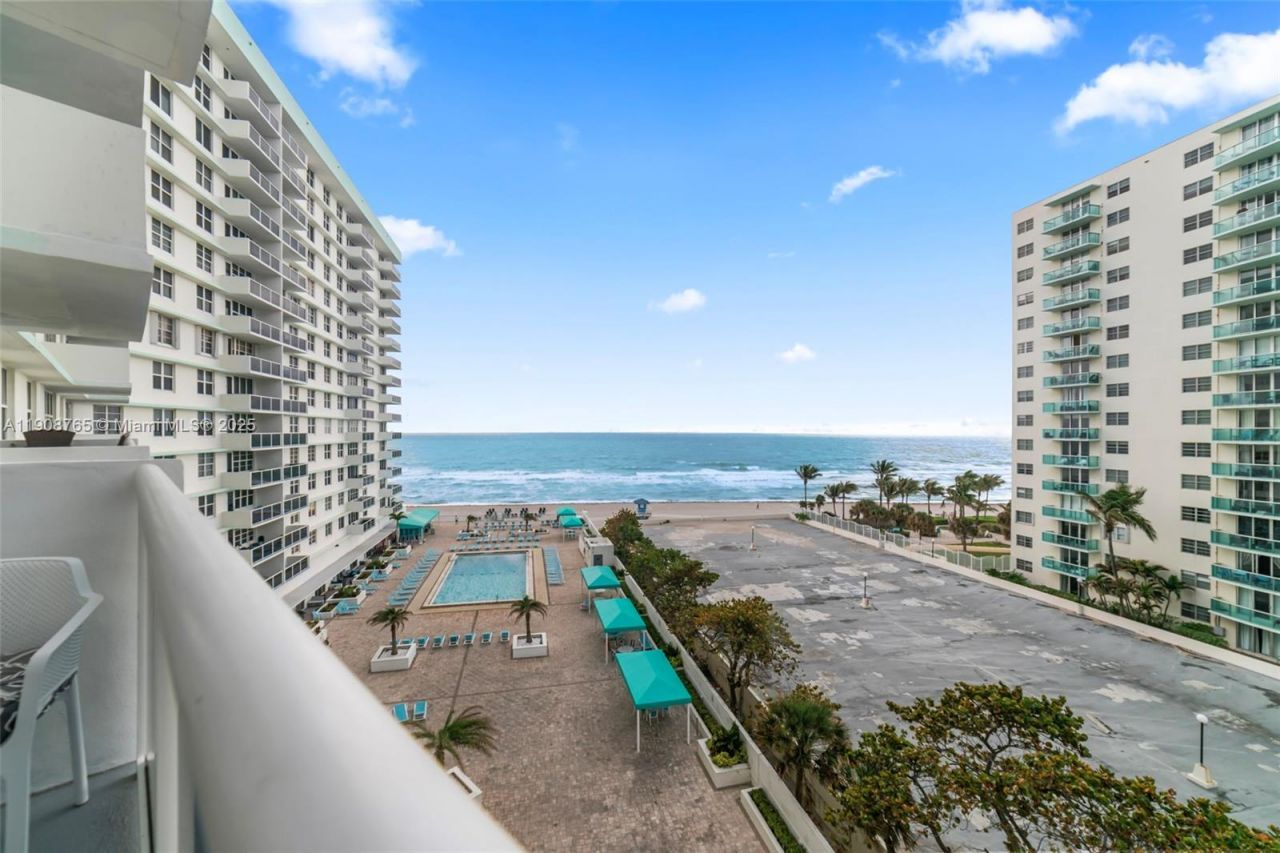 3725 S Ocean Dr, Unit 716, Hollywood, FL 33019 Photo