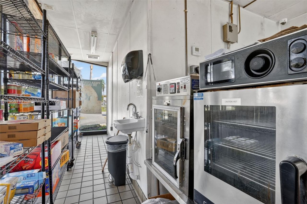 Farm Store Franchise For Sale In Hialeah Gardens, Hialeah Gardens, FL 33018 Photo