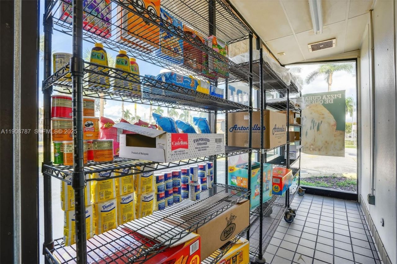 Farm Store Franchise For Sale In Hialeah Gardens, Hialeah Gardens, FL 33018 Photo