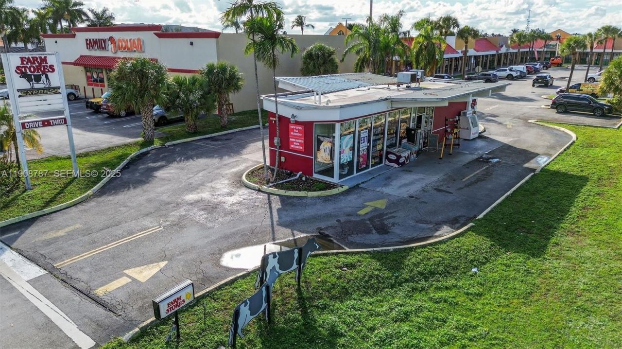 Farm Store Franchise For Sale In Hialeah Gardens, Hialeah Gardens, FL 33018 Photo