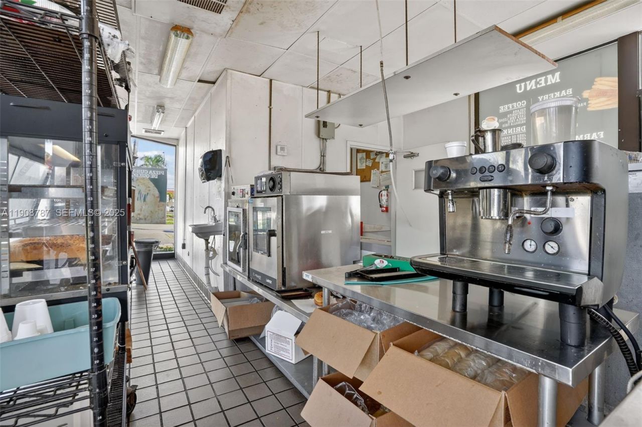 Farm Store Franchise For Sale In Hialeah Gardens, Hialeah Gardens, FL 33018 Photo