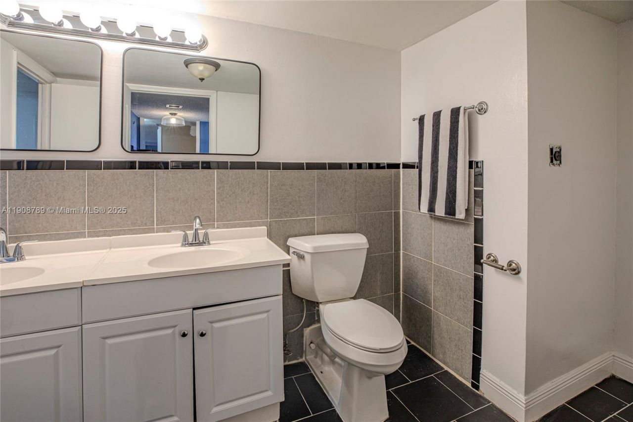 437 Golden Isles Dr, Unit 9B-C, Hallandale Beach, FL 33009 Photo