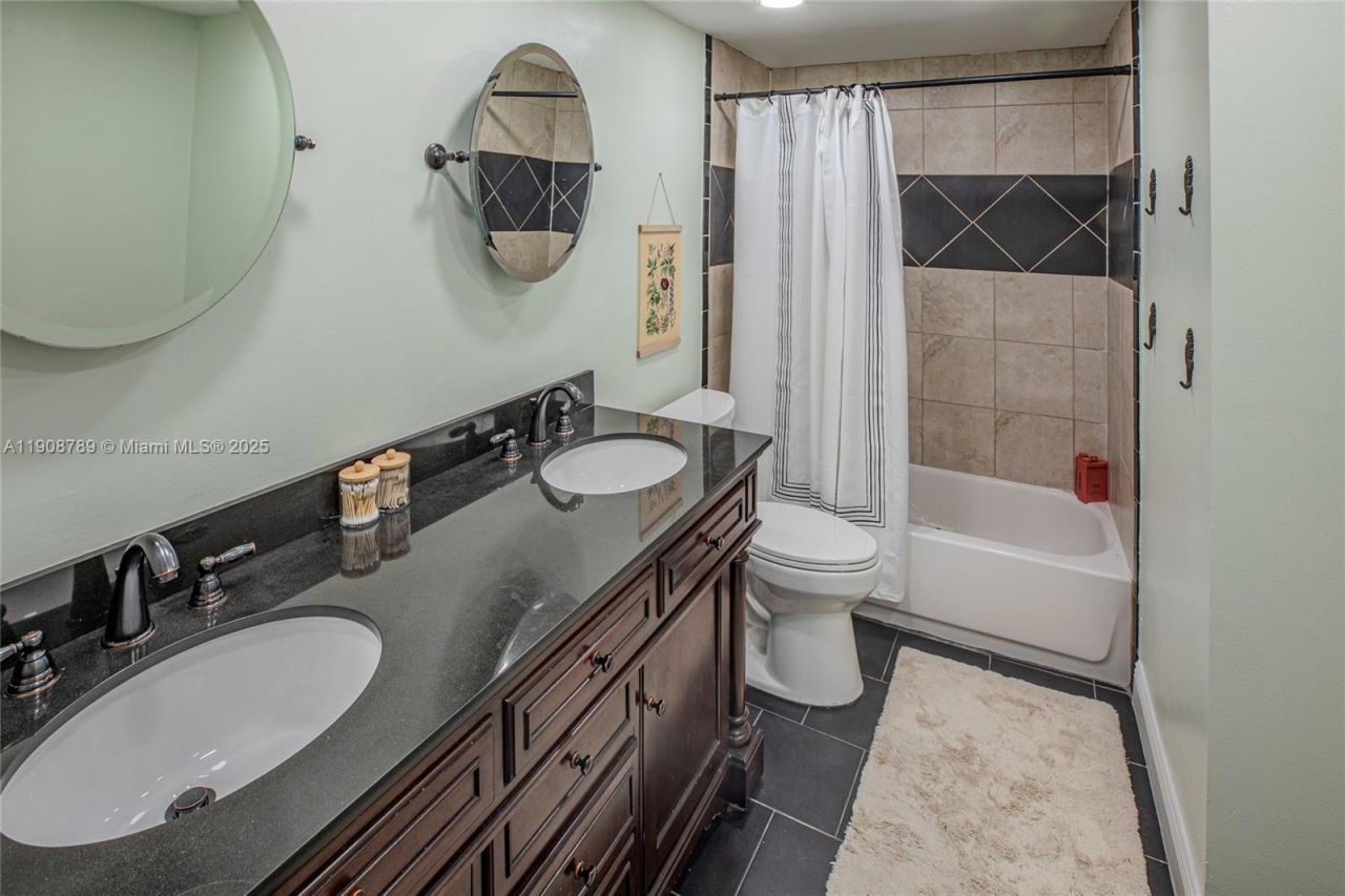 437 Golden Isles Dr, Unit 9B-C, Hallandale Beach, FL 33009 Photo