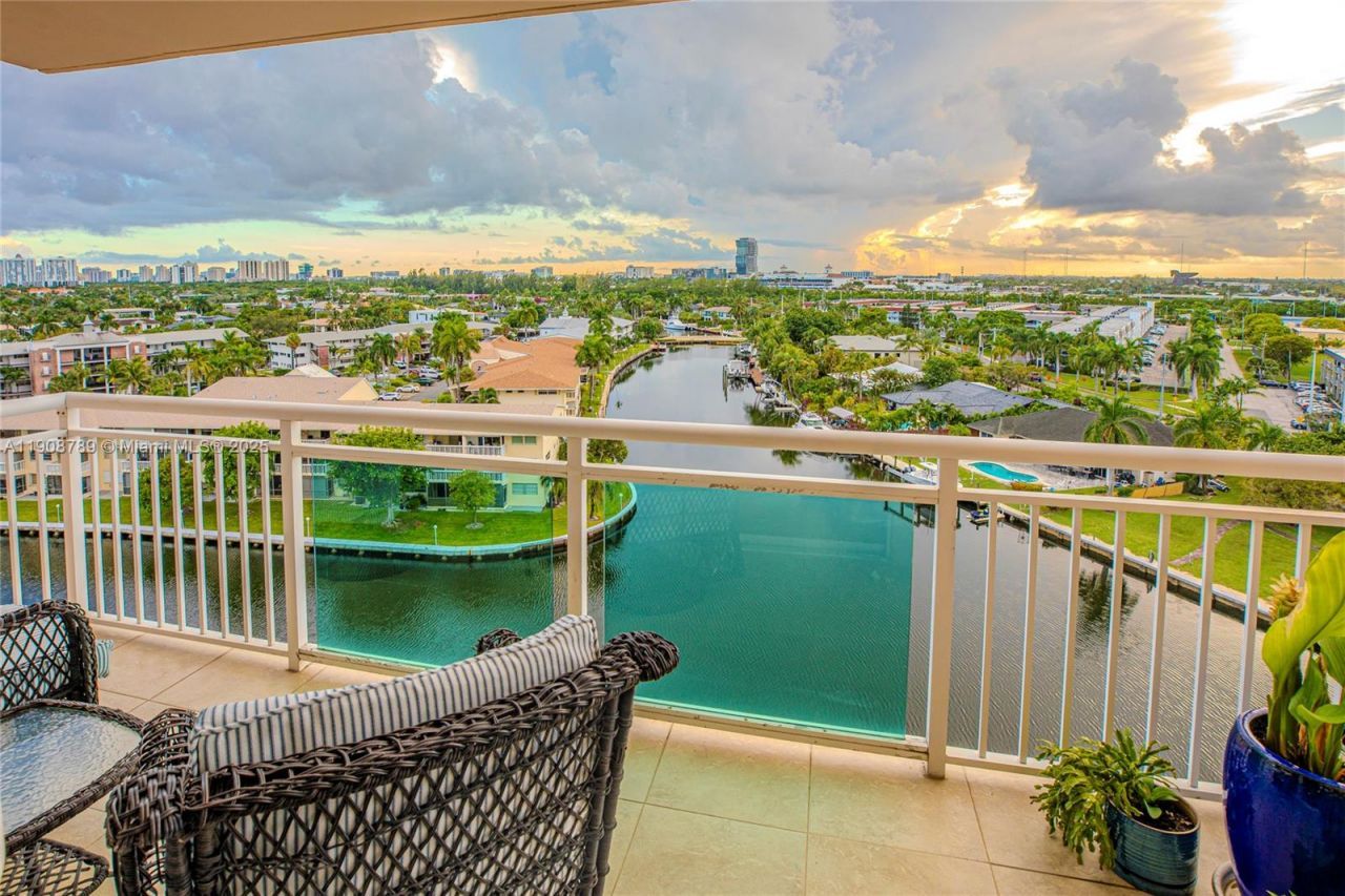 437 Golden Isles Dr, Unit 9B-C, Hallandale Beach, FL 33009 Photo