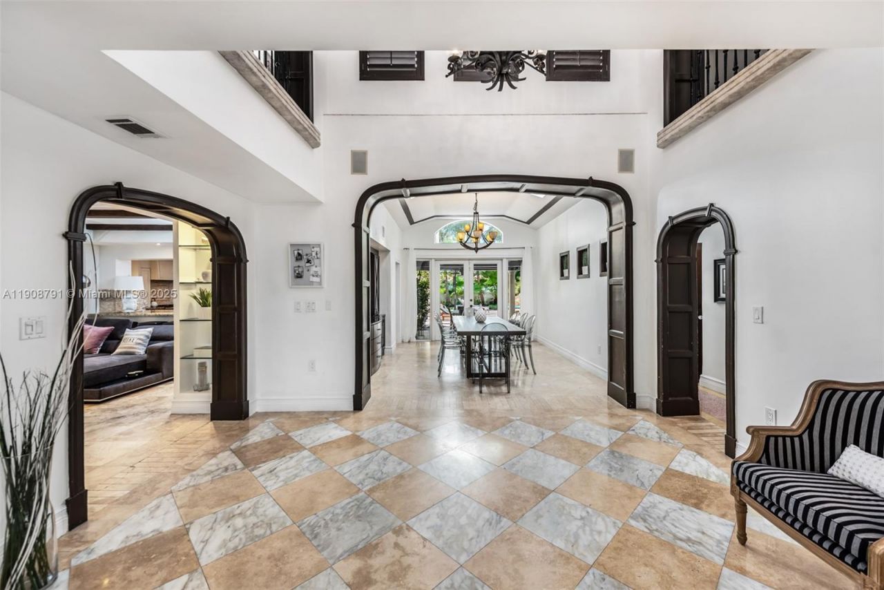 1051 NE 89th St, Miami, FL 33138 Photo