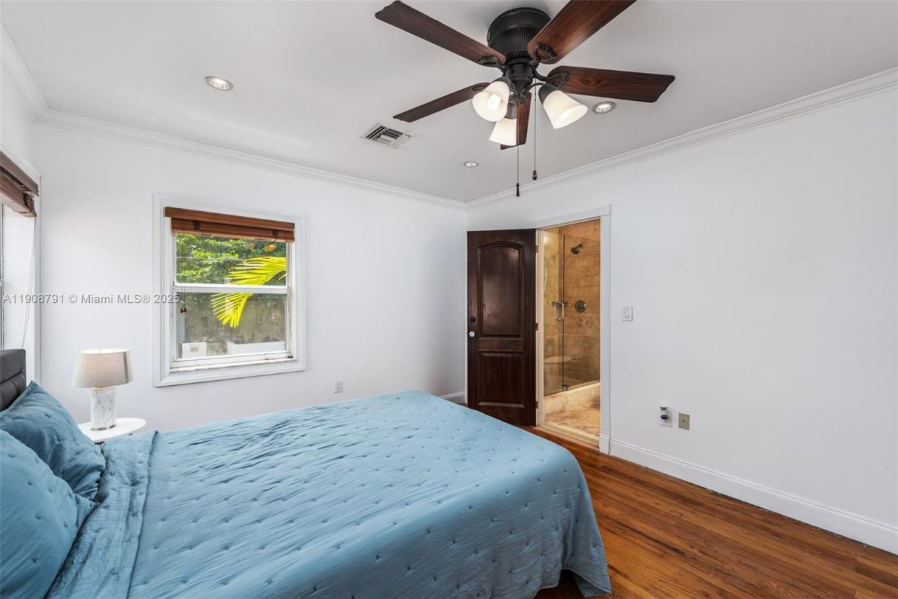 1051 NE 89th St, Miami, FL 33138 Photo