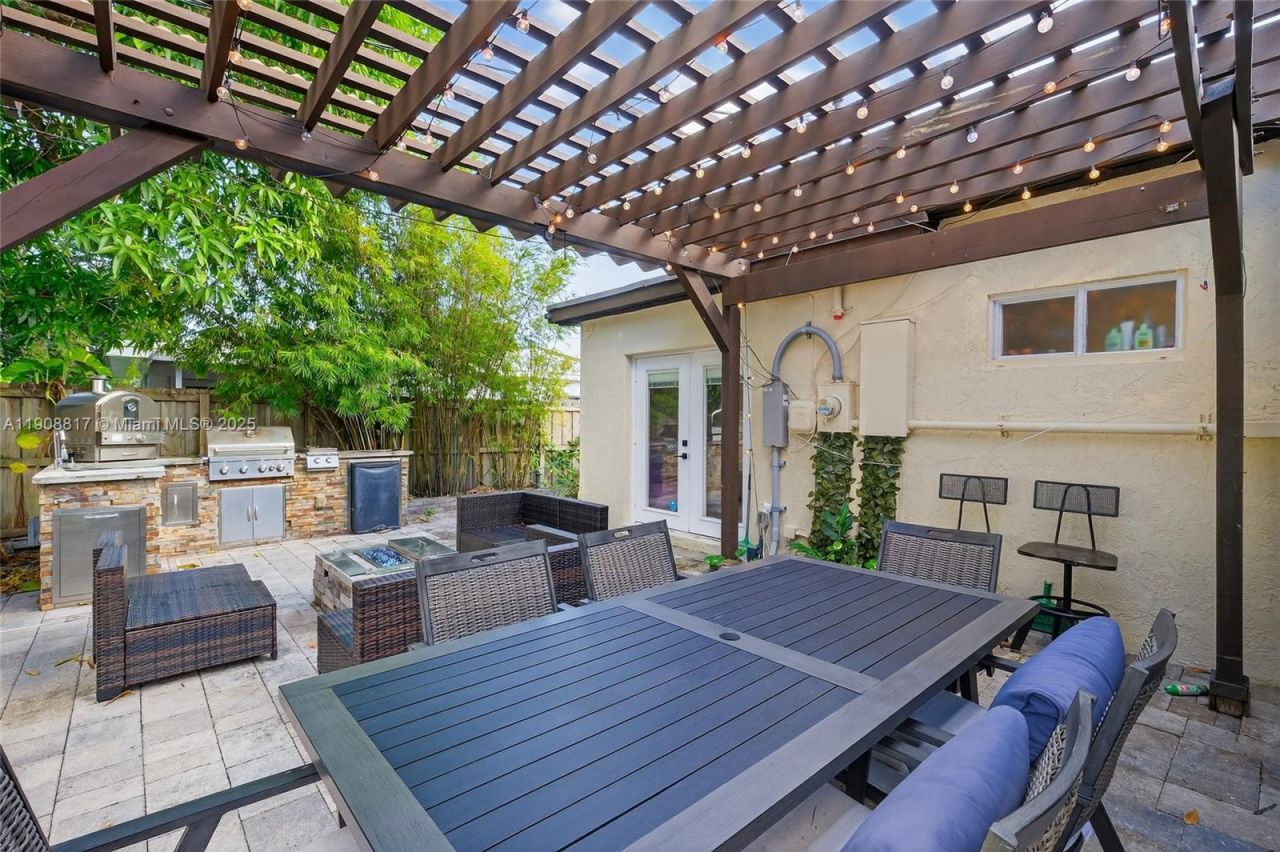 155 NW 124th St, North Miami, FL 33168 Photo