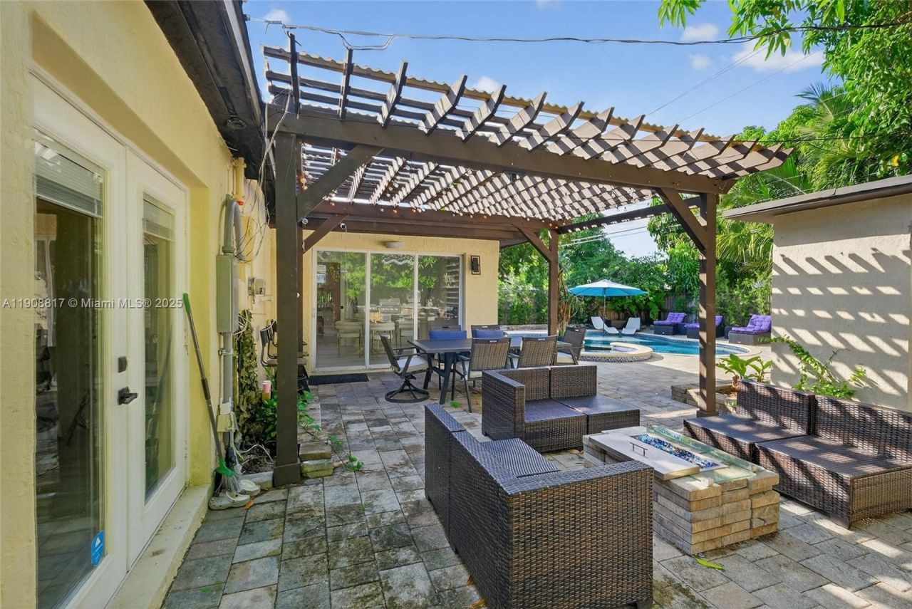 155 NW 124th St, North Miami, FL 33168 Photo