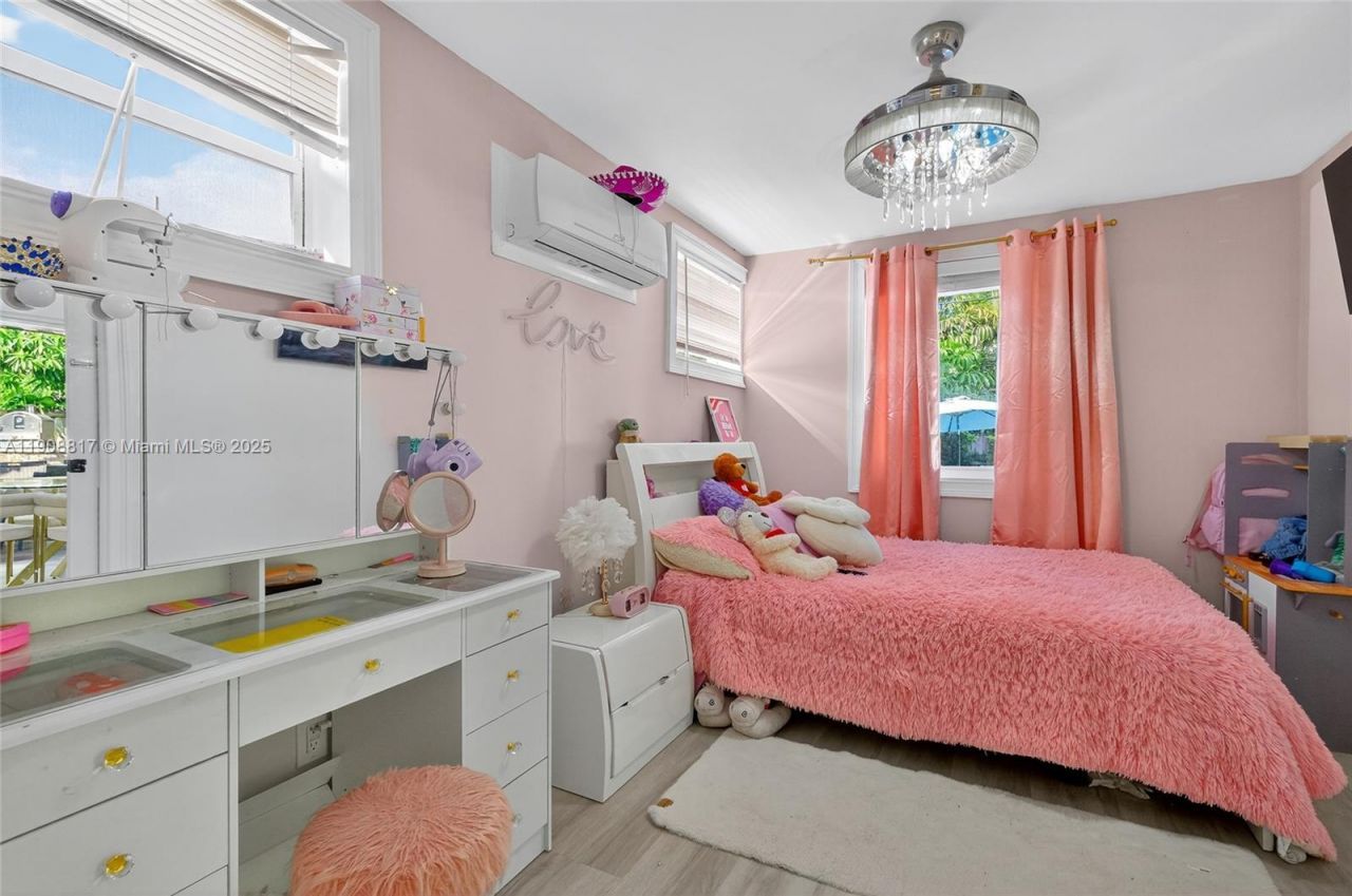 155 NW 124th St, North Miami, FL 33168 Photo