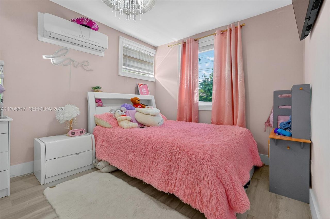 155 NW 124th St, North Miami, FL 33168 Photo