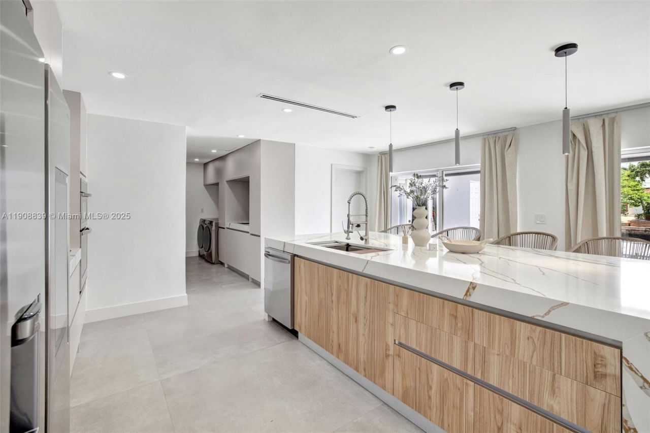 1448 NE 57th Pl, Fort Lauderdale, FL 33334 Photo