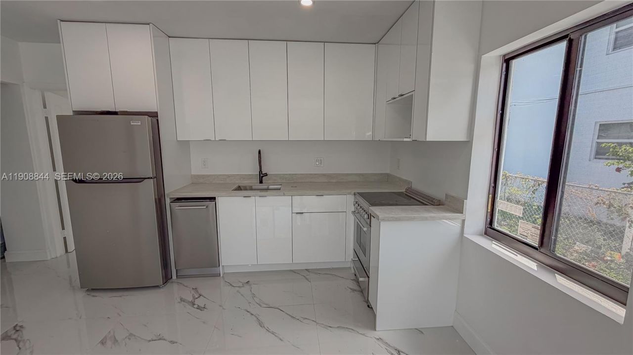 2462 Johnson St, Hollywood, FL 33020 Photo