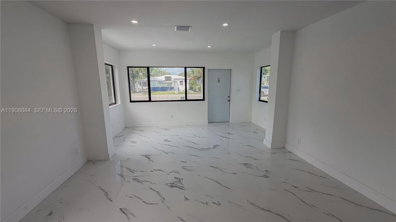 2462 Johnson St, Hollywood, FL 33020 Photo