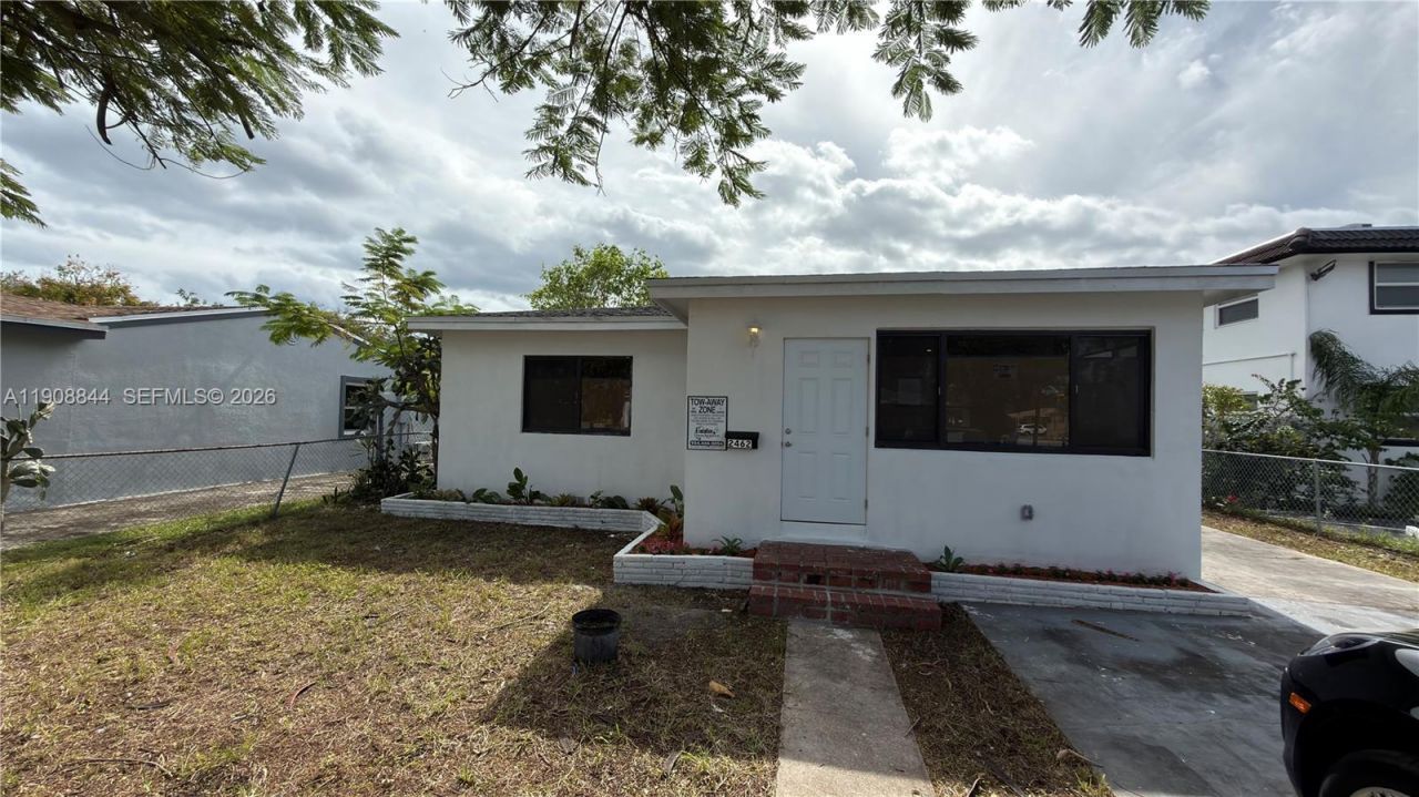 2462 Johnson St, Hollywood, FL 33020 Photo