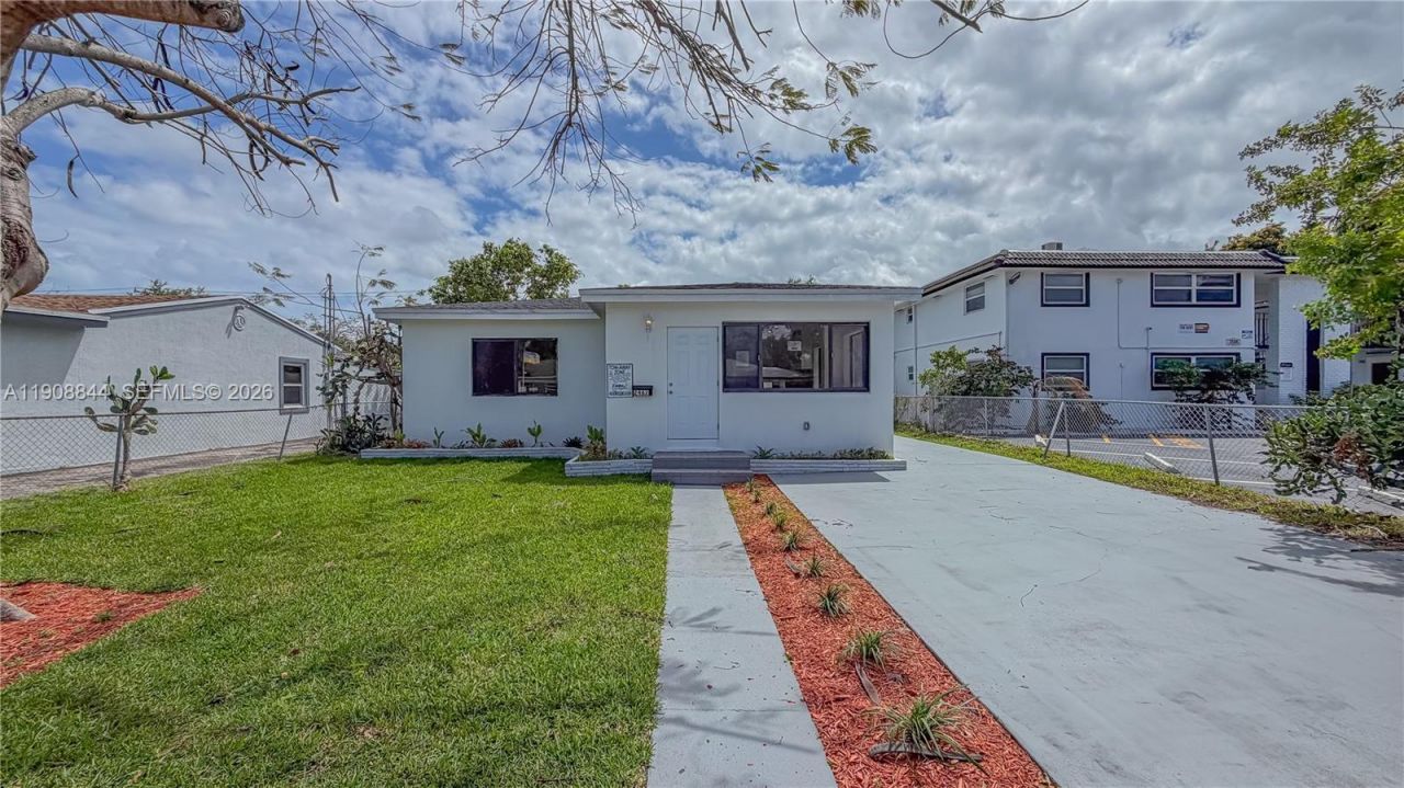 2462 Johnson St, Hollywood, FL 33020 Photo