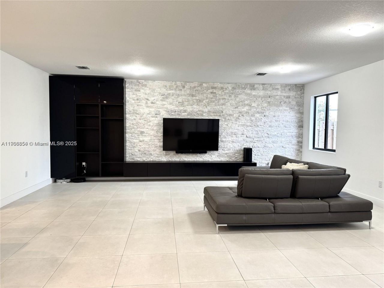 13627 SW 157th Ct, Miami, FL 33196 Photo