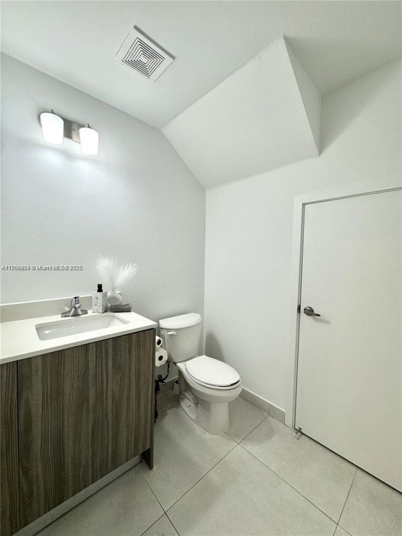 13627 SW 157th Ct, Miami, FL 33196 Photo