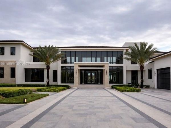 13805 Old Cutler Rd, Palmetto Bay, FL 33158