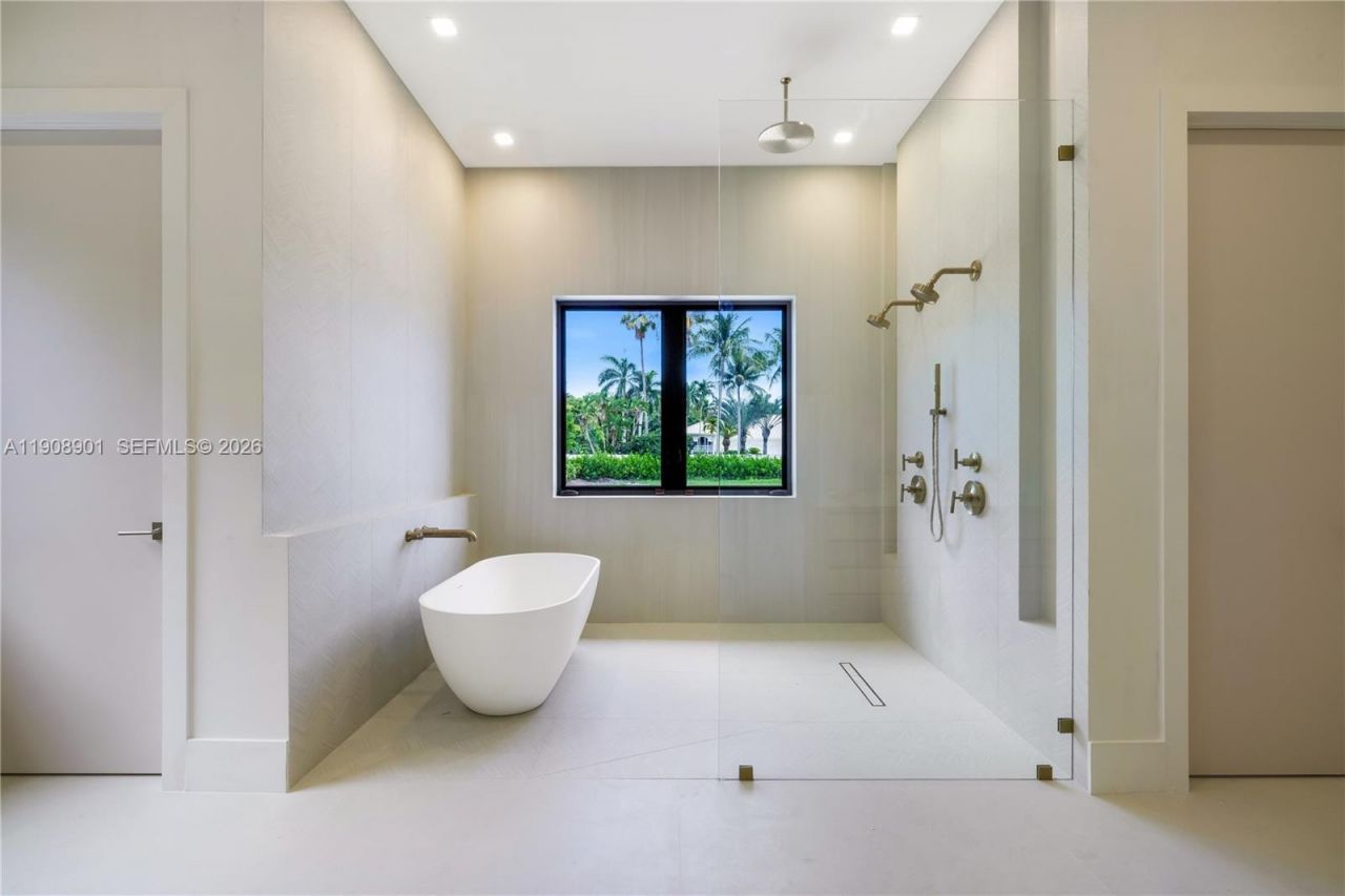 13805 Old Cutler Rd, Palmetto Bay, FL 33158 Photo