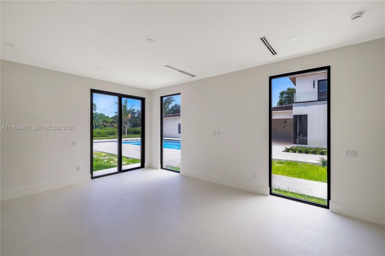 13805 Old Cutler Rd, Palmetto Bay, FL 33158 Photo