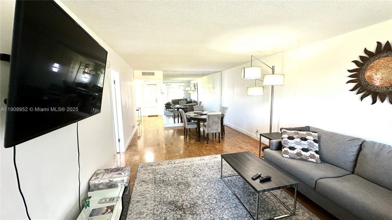 2651 S Course Dr, Unit 307, Pompano Beach, FL 33069 Photo