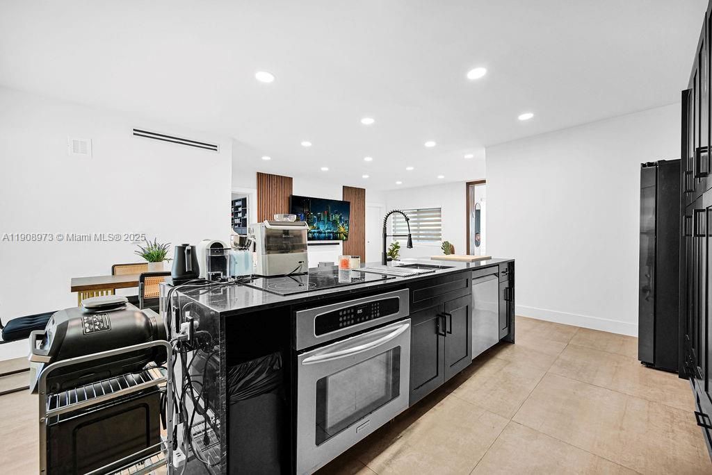 85 NW 47th St, Miami, FL 33127 Photo