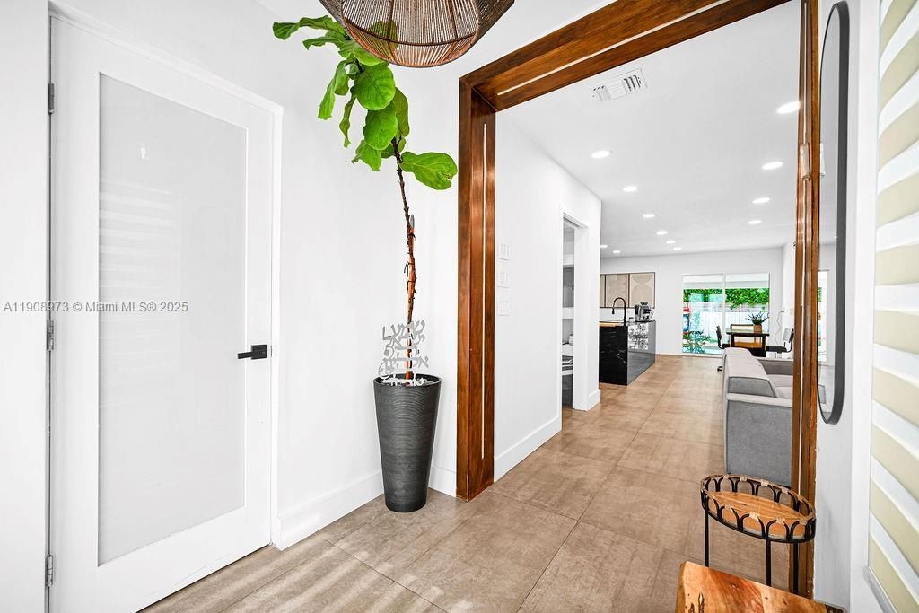 85 NW 47th St, Miami, FL 33127 Photo