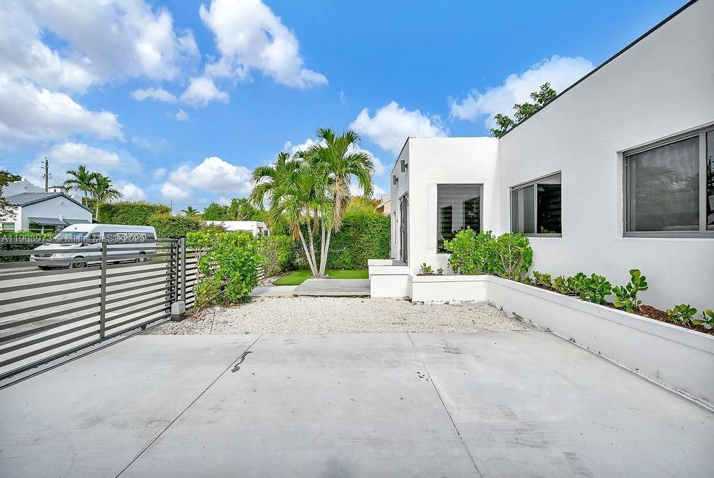 85 NW 47th St, Miami, FL 33127 Photo