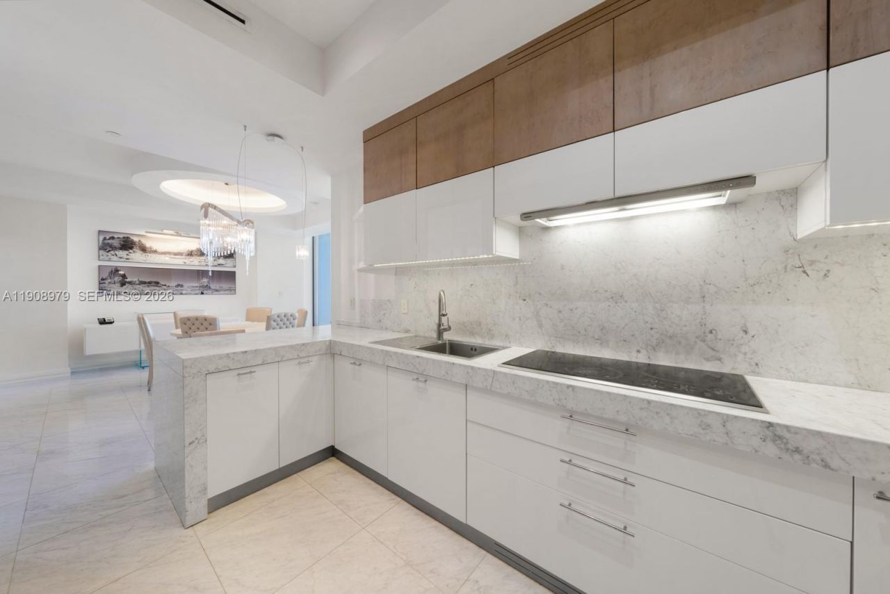 9703 Collins Ave, Unit PH-07, Bal Harbour, FL 33154 Photo