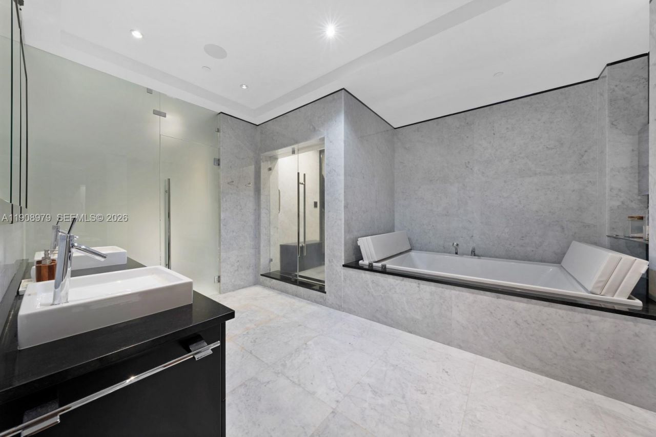 9703 Collins Ave, Unit PH-07, Bal Harbour, FL 33154 Photo