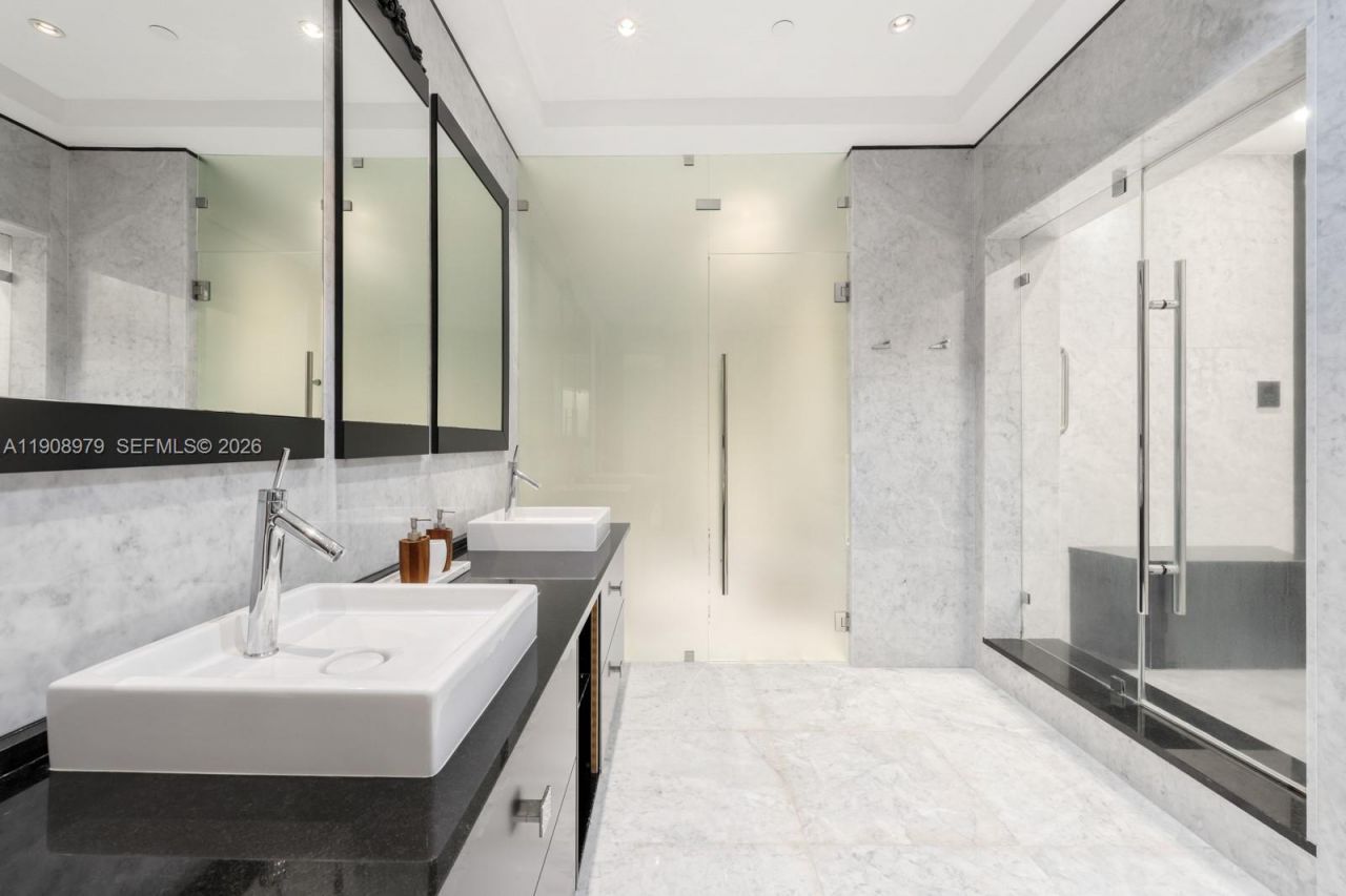 9703 Collins Ave, Unit PH-07, Bal Harbour, FL 33154 Photo