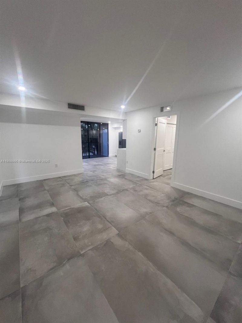 8600 SW 133 Ave Rd, Unit 319, Miami, FL 33183 Photo