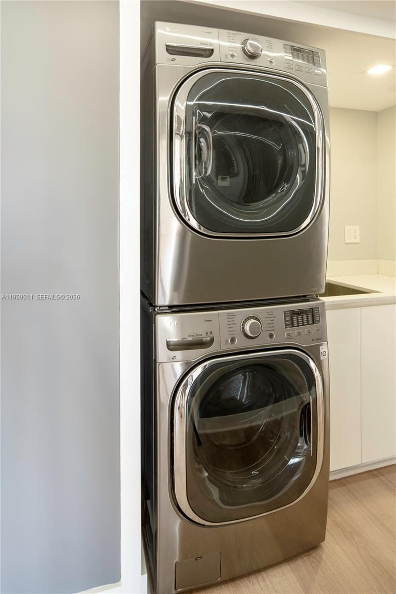 4000 Towerside Ter, Unit 1901, Miami, FL 33138 Photo