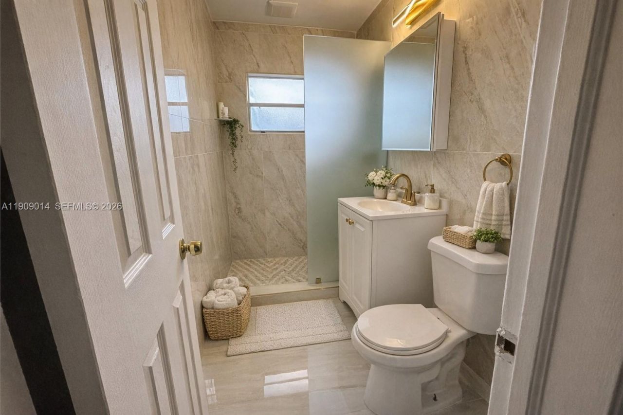 6320 Mayo St, Hollywood, FL 33023 Photo