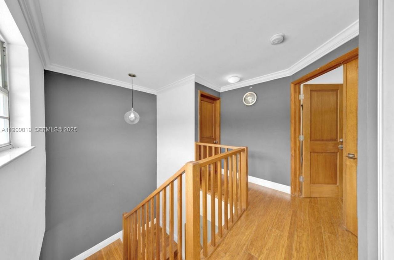 9933 NW 49th Ter, Doral, FL 33178 Photo