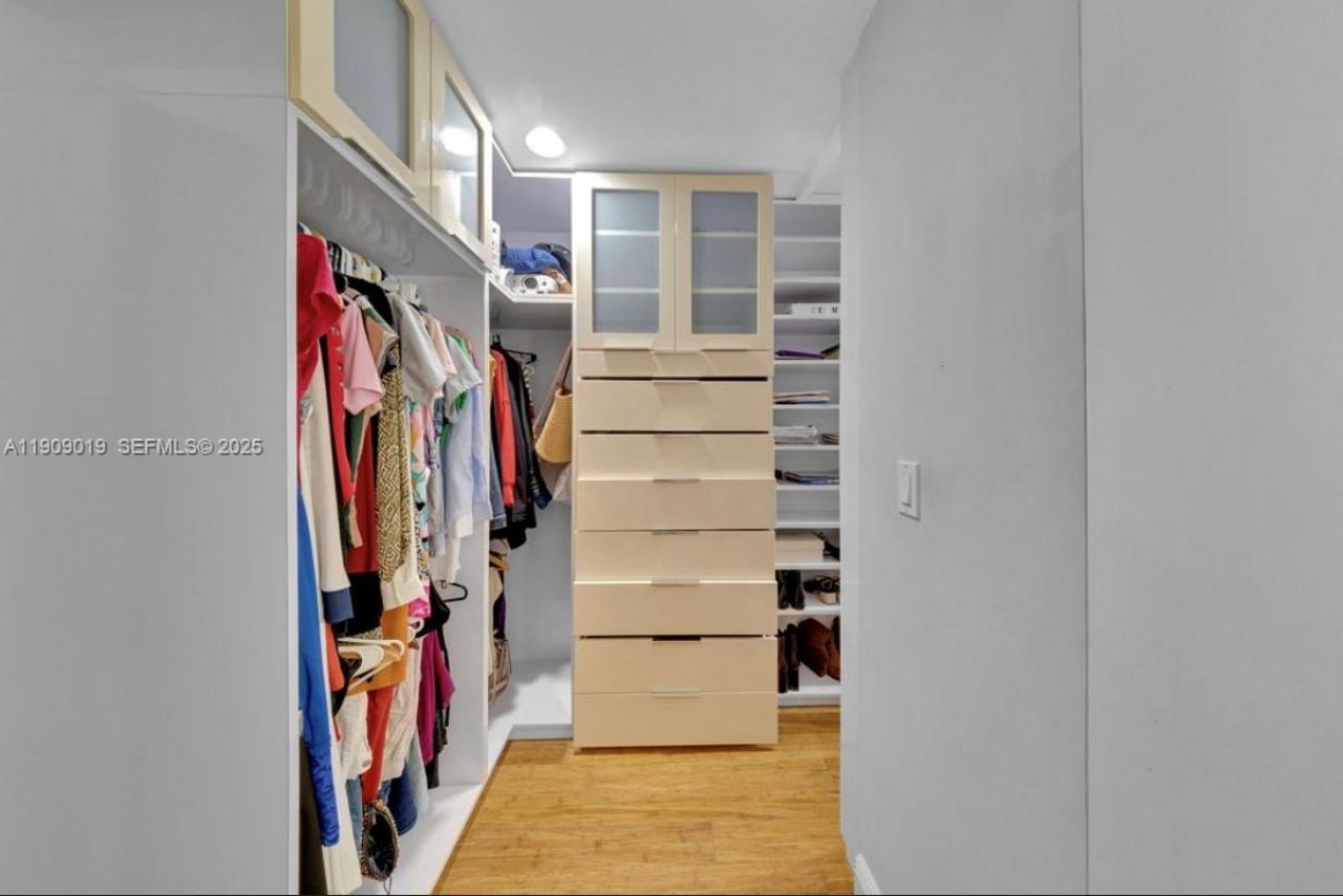 9933 NW 49th Ter, Doral, FL 33178 Photo