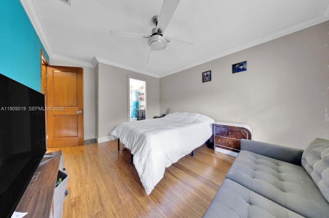 9933 NW 49th Ter, Doral, FL 33178 Photo