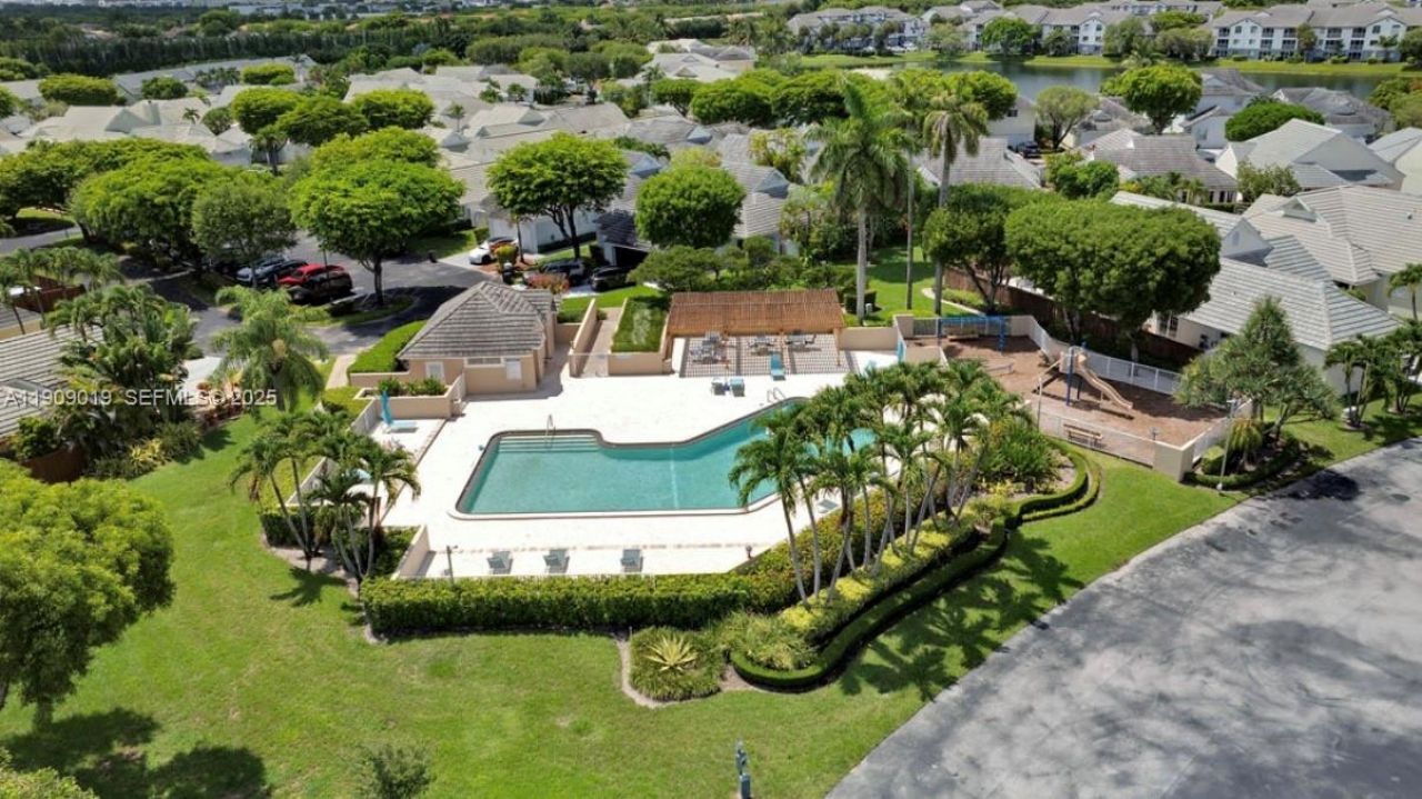 9933 NW 49th Ter, Doral, FL 33178 Photo