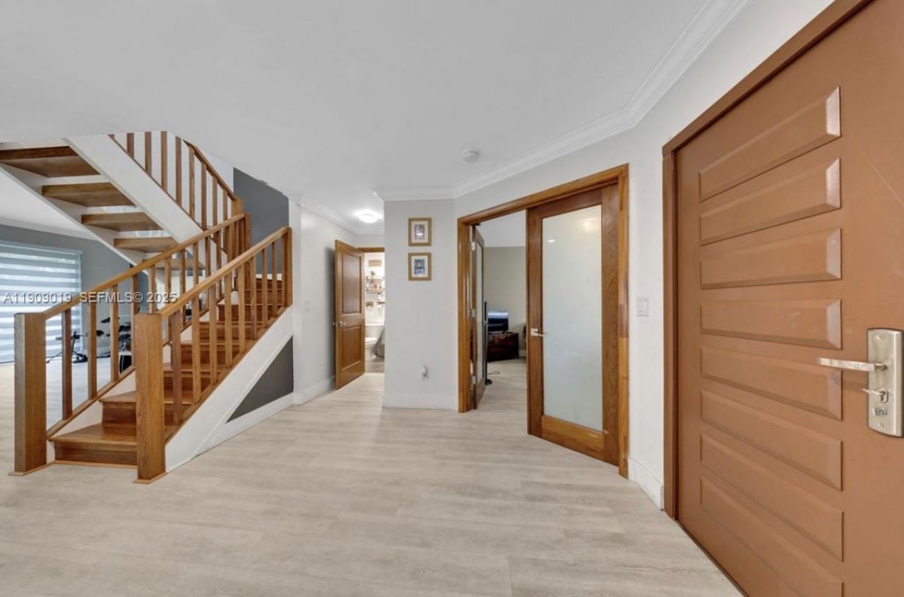 9933 NW 49th Ter, Doral, FL 33178 Photo