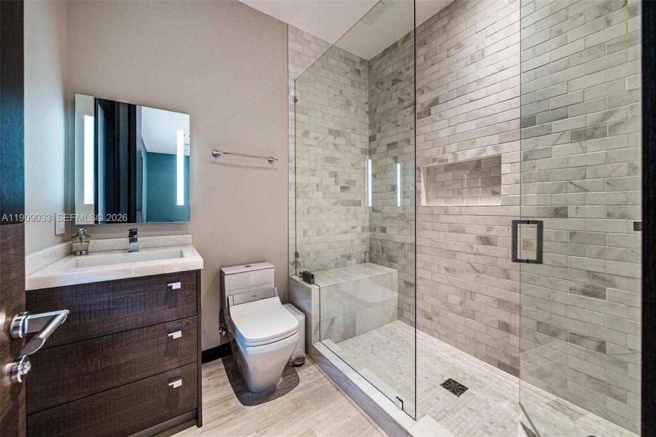 8961 SW 62nd Ct, Pinecrest, FL 33156 Photo