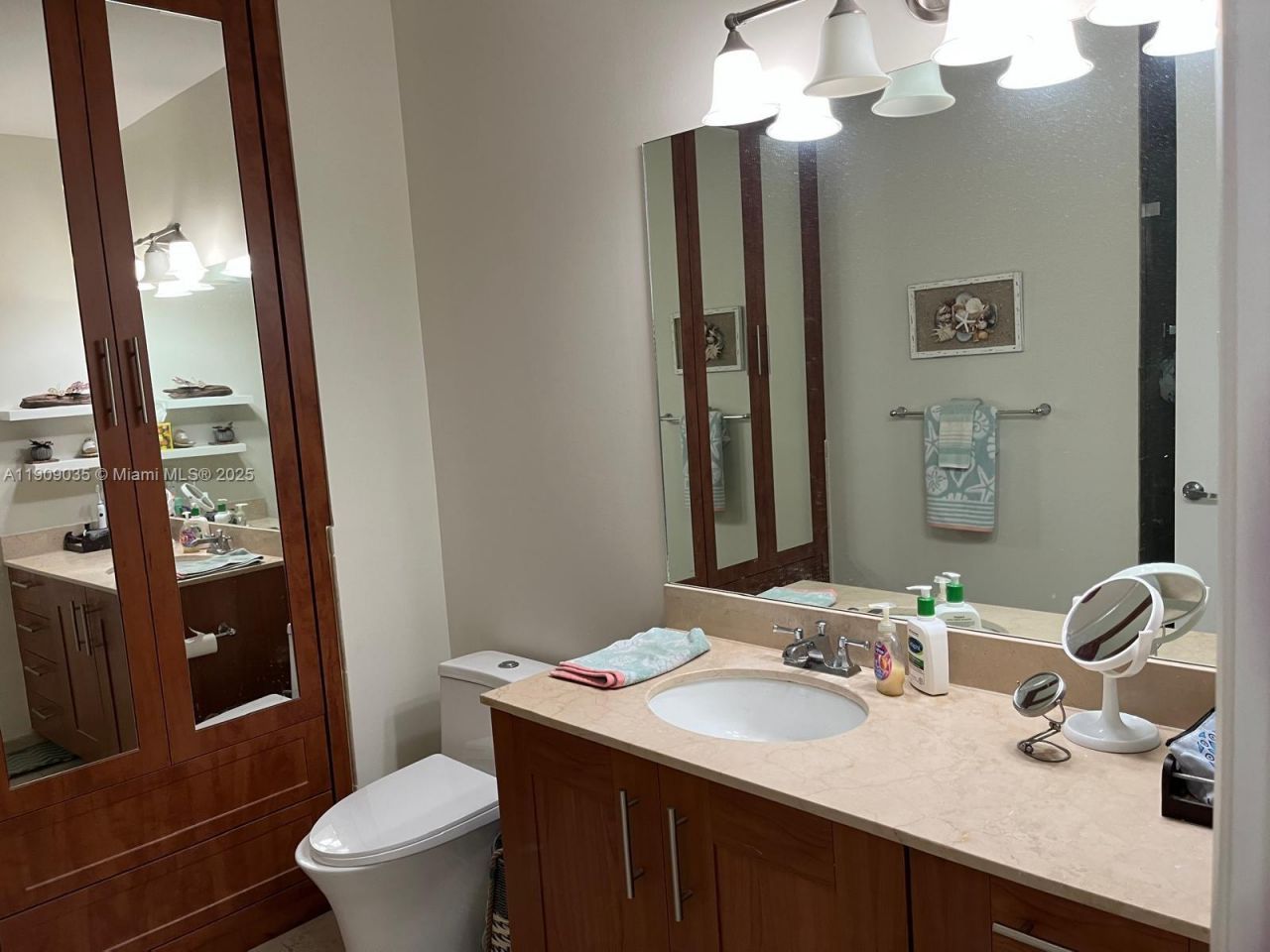 1300 Ponce De Leon Blvd, Unit 1108, Coral Gables, FL 33134 Photo