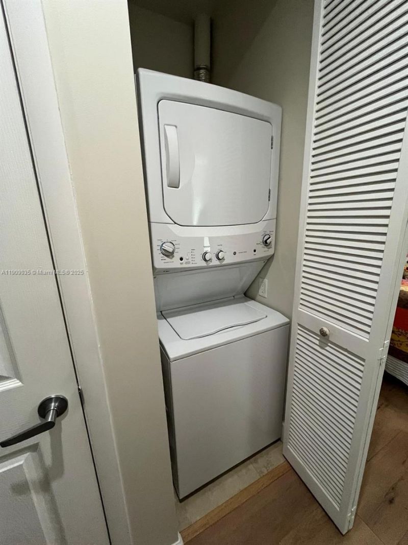 1300 Ponce De Leon Blvd, Unit 1108, Coral Gables, FL 33134 Photo