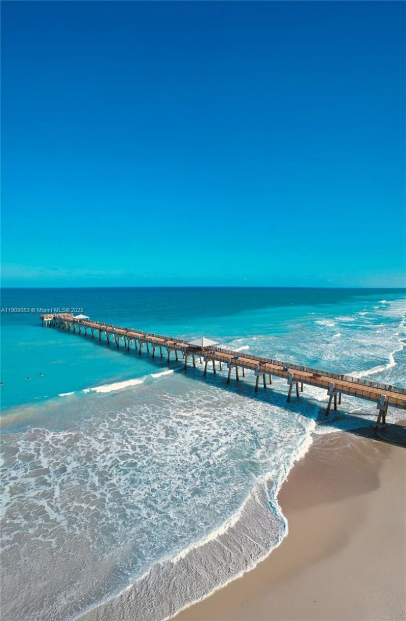 1011 Us Highway One, Unit D202, Juno Beach, FL 33408 Photo