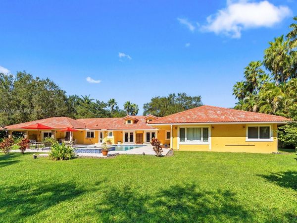 6500 SW 127th St, Pinecrest, FL 33156